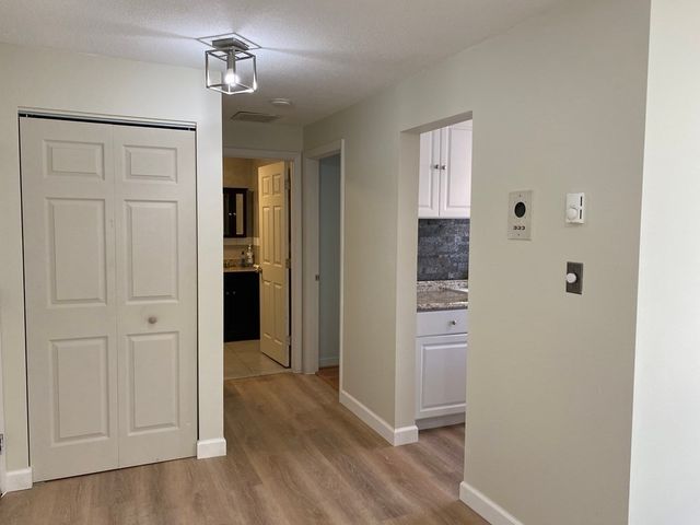 1208 Greendale Ave. 209, Needham, MA 02492