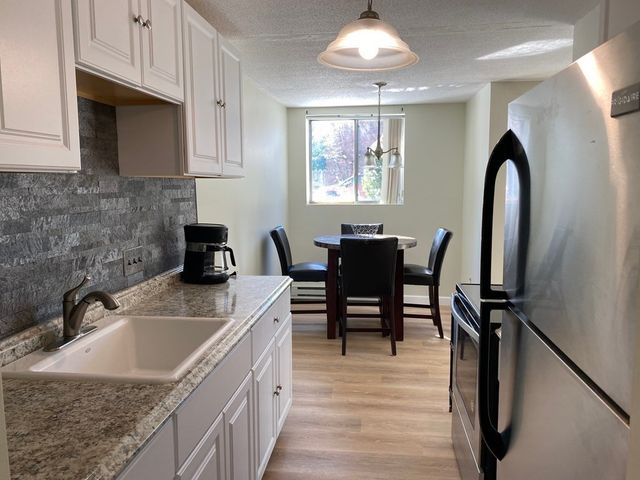 1208 Greendale Ave. 209, Needham, MA 02492