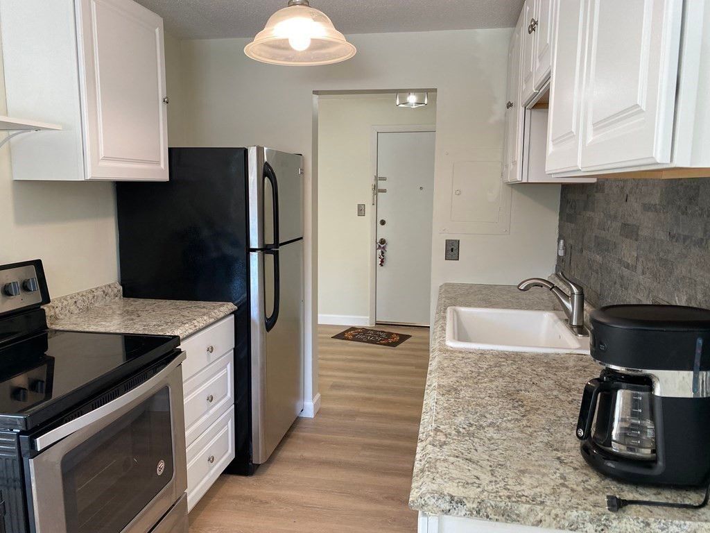 1208 Greendale Ave. 209, Needham, MA 02492