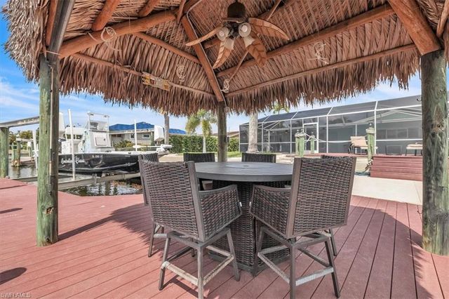 5318 Congo CT, Cape Coral, FL 33904