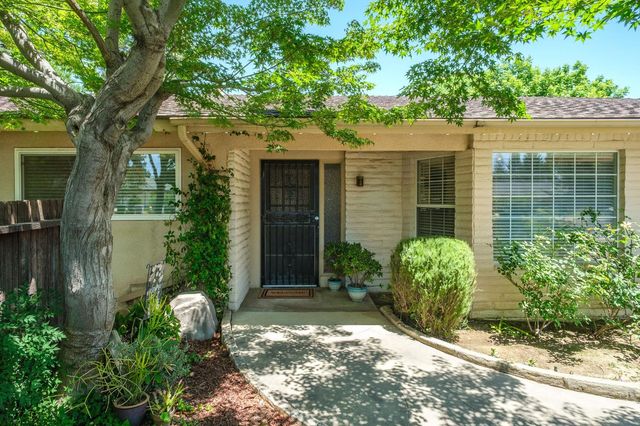 5492 N Ferger, Fresno, CA 93704