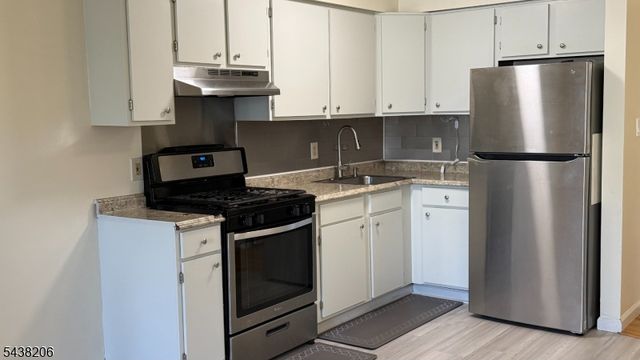 421 Draco Rd, Piscataway Twp., NJ 08854
