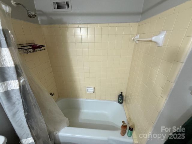 9101 Troon Lane, Charlotte, NC 28214