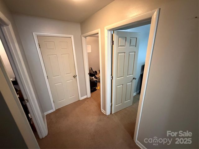 9101 Troon Lane, Charlotte, NC 28214