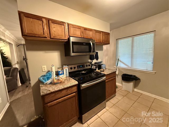 9101 Troon Lane, Charlotte, NC 28214