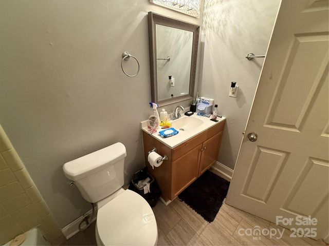 9101 Troon Lane, Charlotte, NC 28214