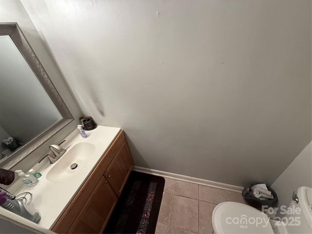 9101 Troon Lane, Charlotte, NC 28214