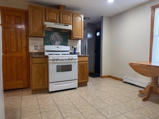 5 Dustin St 1, Peabody, MA 01960