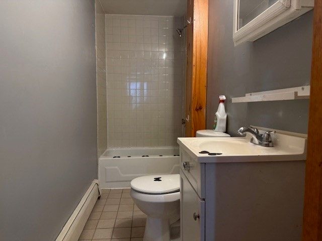 5 Dustin St 1, Peabody, MA 01960