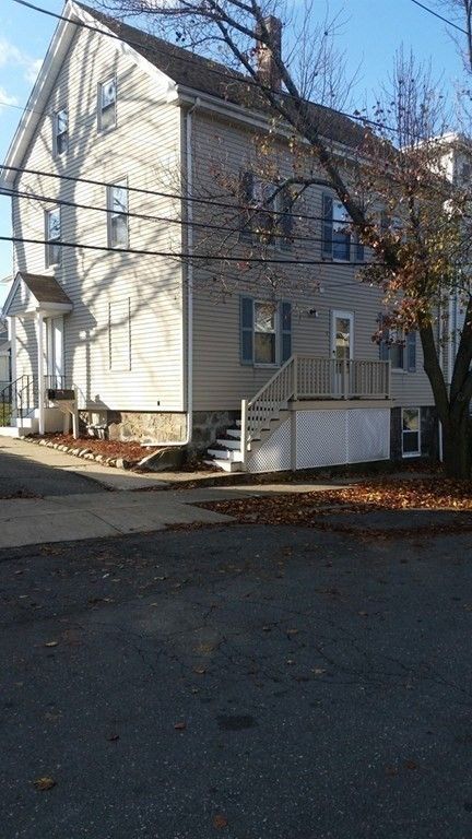 5 Dustin St 1, Peabody, MA 01960