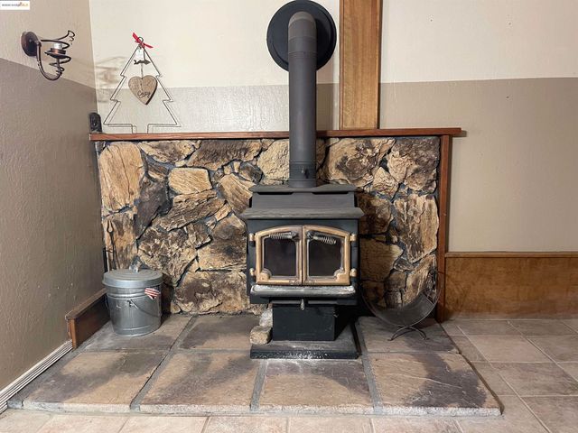 4162 Santa Rita Rd, El Sobrante, CA 94803