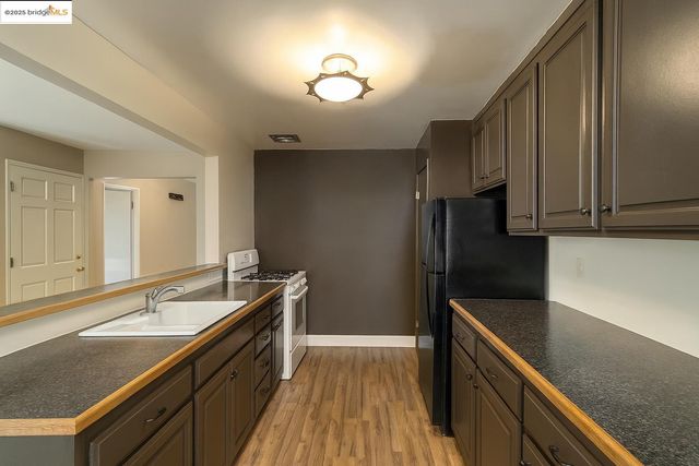 4162 Santa Rita Rd, El Sobrante, CA 94803