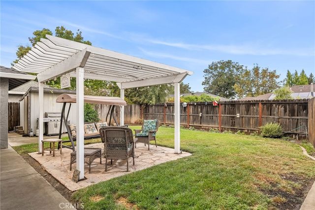 300 Crater Lake Drive, Chico, CA 95973