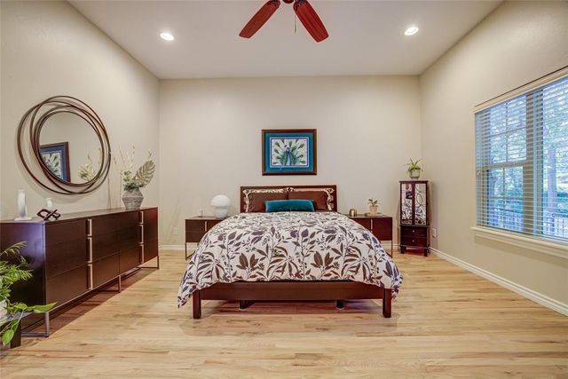 2116 Turtle Creek Drive, Norman, OK 73071