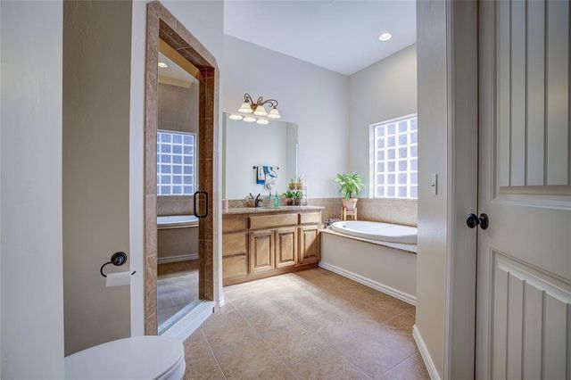 2116 Turtle Creek Drive, Norman, OK 73071