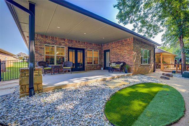 2116 Turtle Creek Drive, Norman, OK 73071