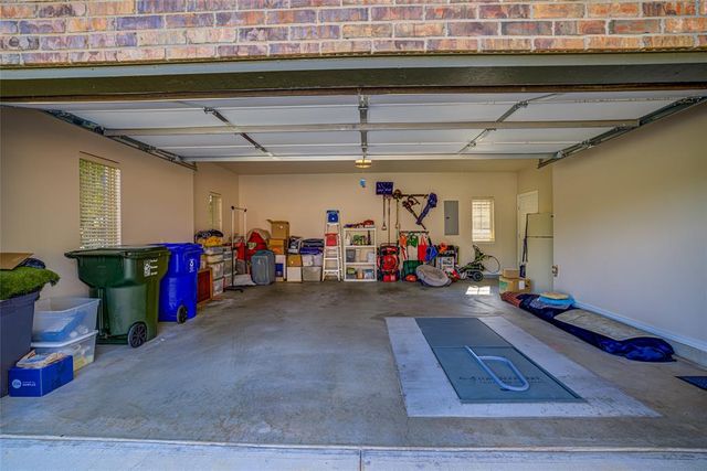 2116 Turtle Creek Drive, Norman, OK 73071