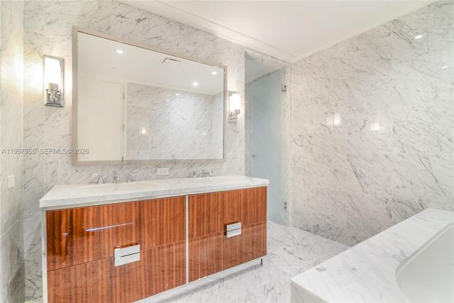 15701 Collins Ave 2302, Sunny Isles Beach, FL 33160