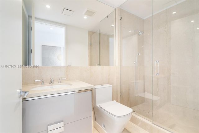15701 Collins Ave 2302, Sunny Isles Beach, FL 33160
