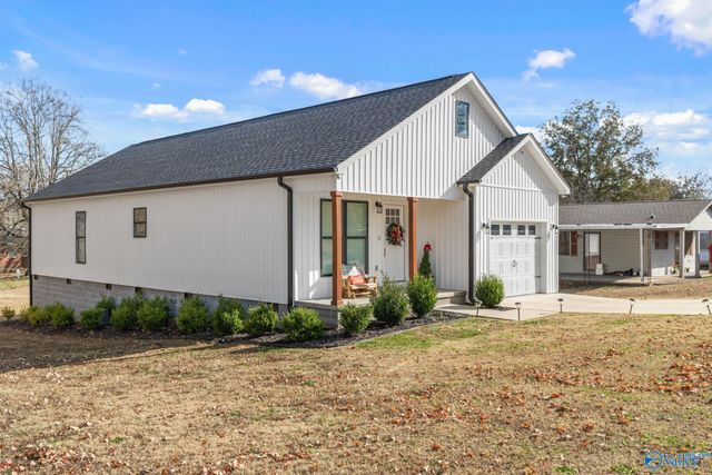 422 N Fulton Street, Florence, AL 35630