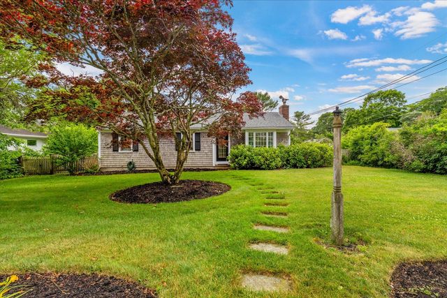 209 Greenwood Avenue, Hyannis Port, MA 02647
