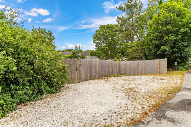 209 Greenwood Avenue, Hyannis Port, MA 02647