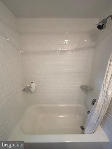 710 SEMINOLE, Jenkintown, PA 19046