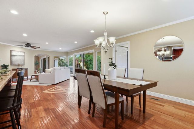 1236 Jacob Ln, Carmichael, CA 95608