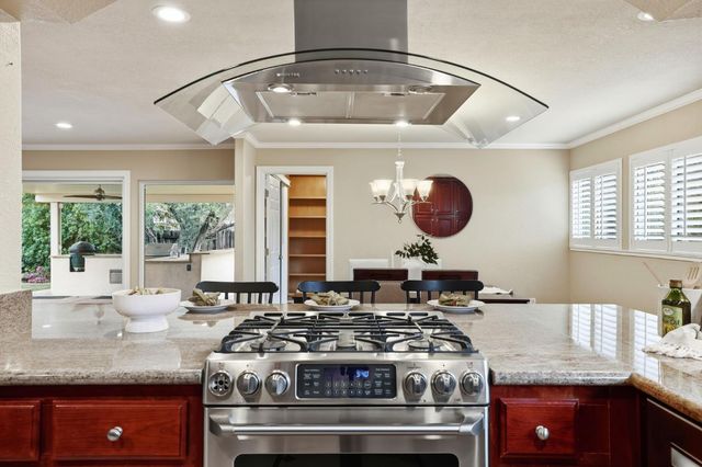 1236 Jacob Ln, Carmichael, CA 95608