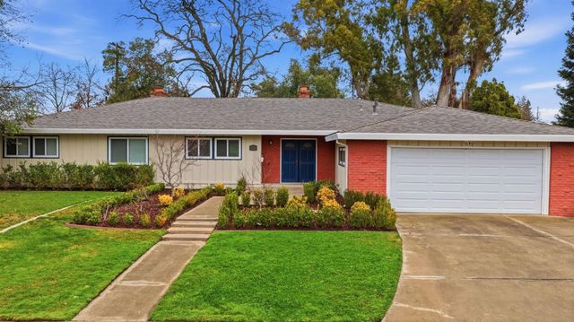 1236 Jacob Ln, Carmichael, CA 95608