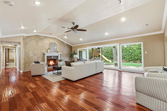 1236 Jacob Ln, Carmichael, CA 95608