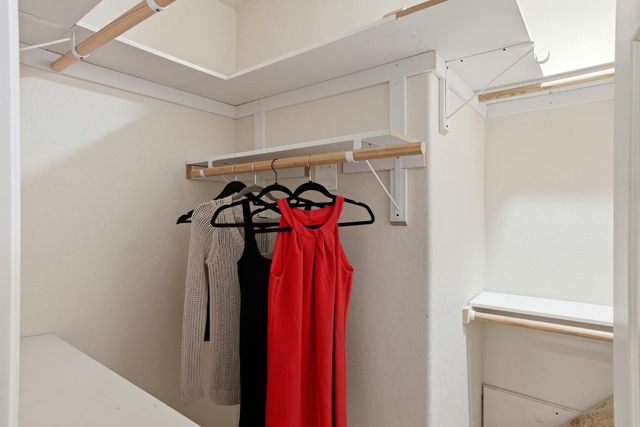 1236 Jacob Ln, Carmichael, CA 95608