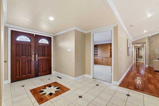 1236 Jacob Ln, Carmichael, CA 95608