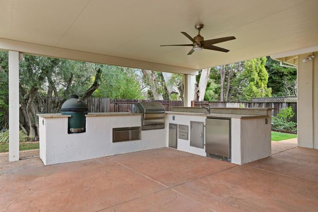 1236 Jacob Ln, Carmichael, CA 95608