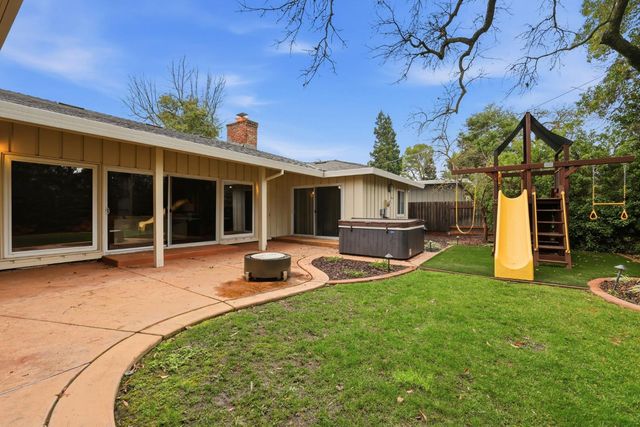 1236 Jacob Ln, Carmichael, CA 95608