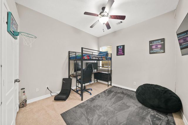9411 Silver Ridge Drive, Rosharon, TX 77583