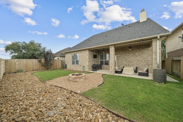 9411 Silver Ridge Drive, Rosharon, TX 77583