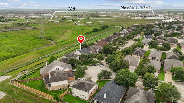 9411 Silver Ridge Drive, Rosharon, TX 77583