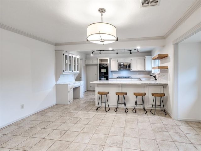 14028 Osage Drive, Edmond, OK 73013