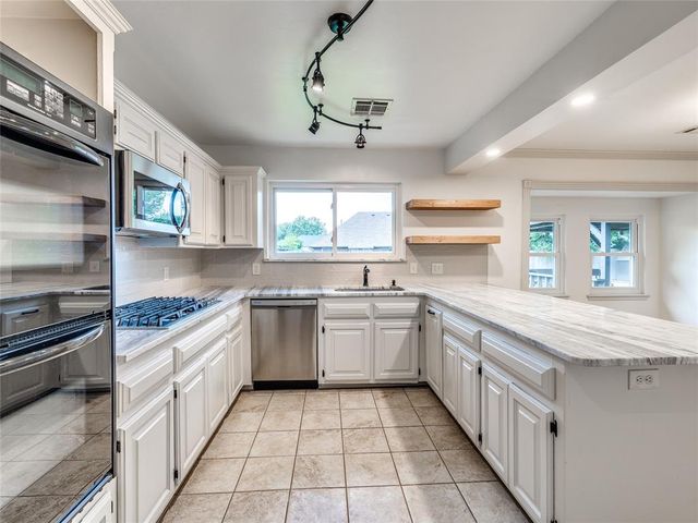 14028 Osage Drive, Edmond, OK 73013