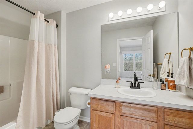 86 Sun Ridge Drive, Holland, MI 49424