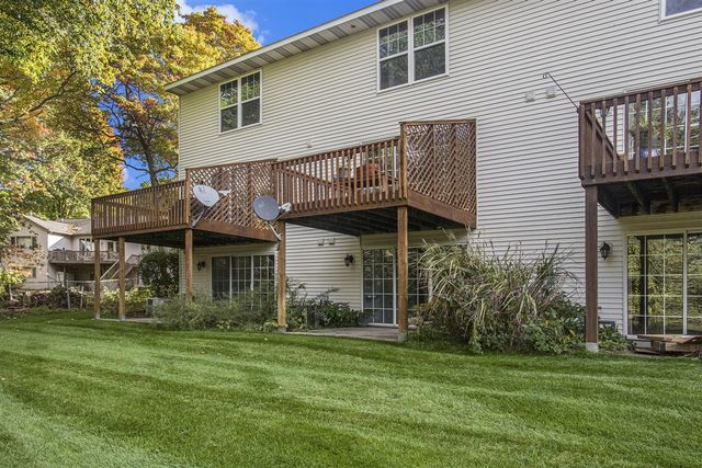86 Sun Ridge Drive, Holland, MI 49424
