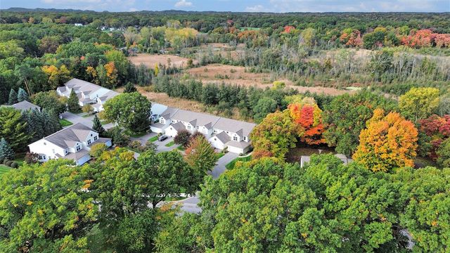 86 Sun Ridge Drive, Holland, MI 49424