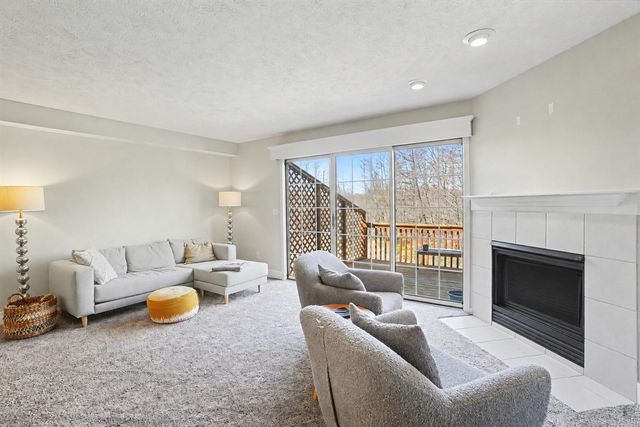 86 Sun Ridge Drive, Holland, MI 49424