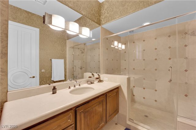 807 Canyon Greens Drive, Las Vegas, NV 89144