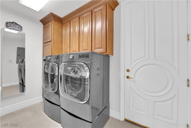 807 Canyon Greens Drive, Las Vegas, NV 89144