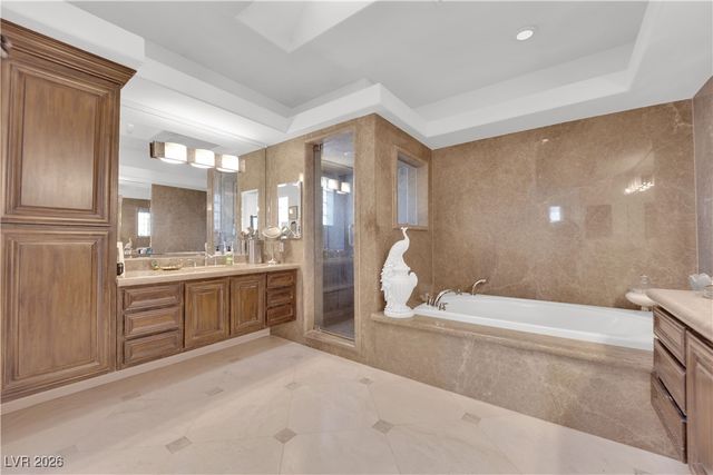 807 Canyon Greens Drive, Las Vegas, NV 89144