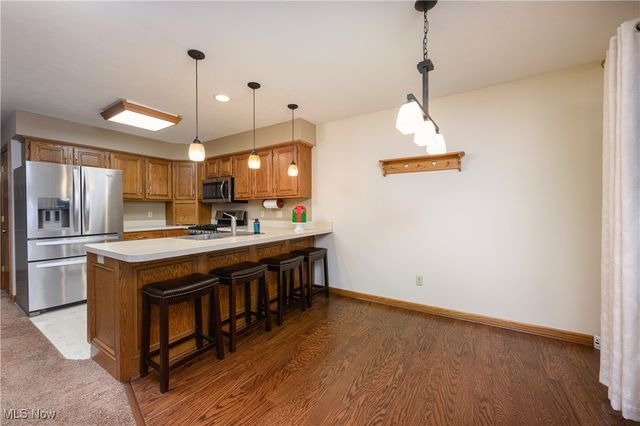 1283 S Azalea Boulevard, Barberton, OH 44203