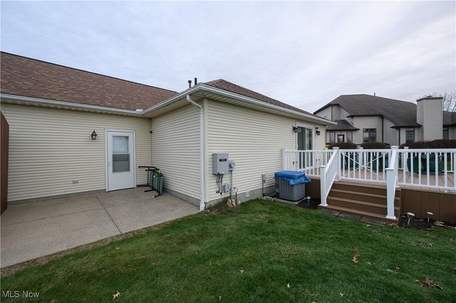 1283 S Azalea Boulevard, Barberton, OH 44203