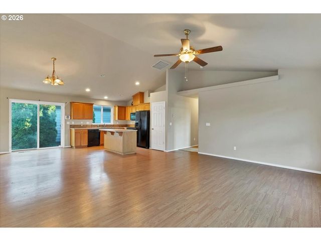 4603 CHAPARRAL Dr, Salem, OR 97302